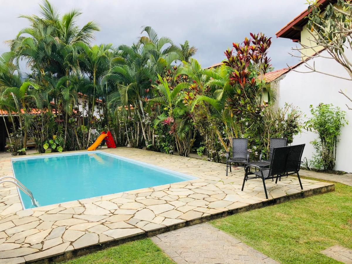 Casa c Piscina no Litoral Norte dentro do Condomínio Bertioga Exterior foto